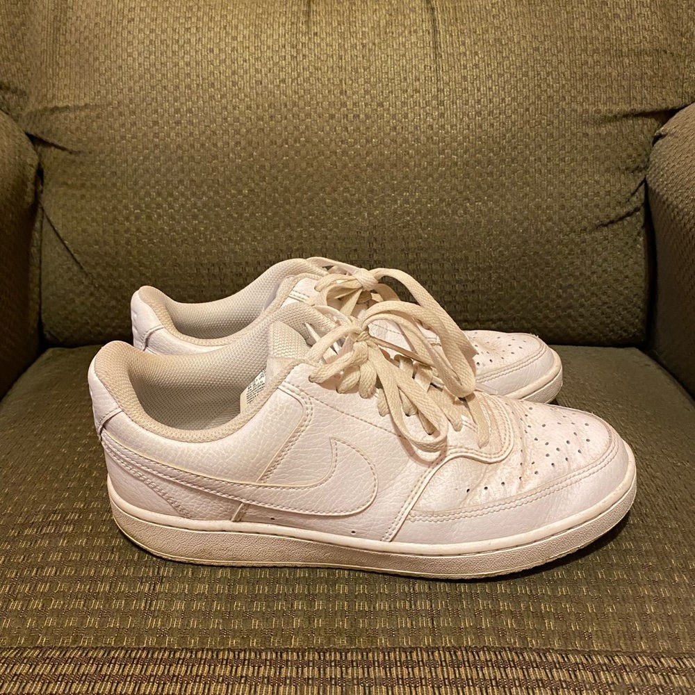 Nike Court Visions Low